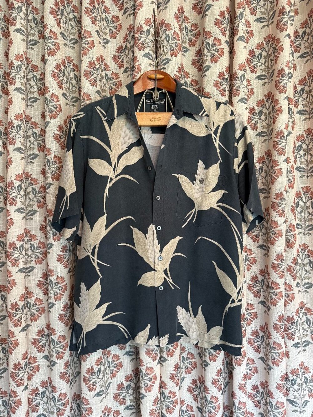 Men's Tori Richard Hawaiian Button Down Shirt Medium